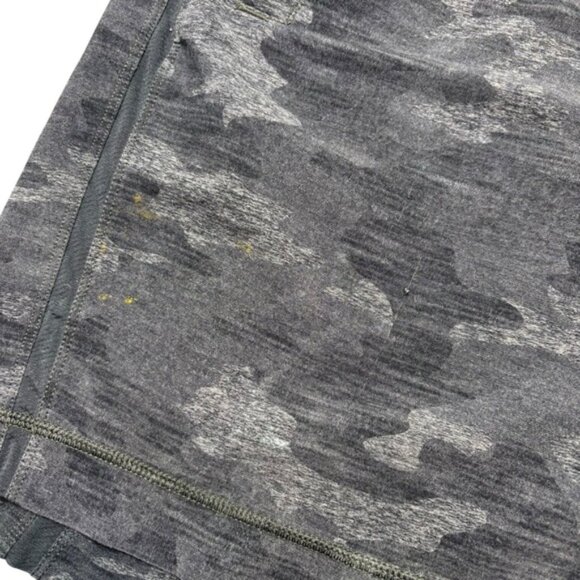 Lululemon Men's Camo Gray Athletic 9'' Inseam Running Shorts Pockets Size XL - Picture 11 of 11